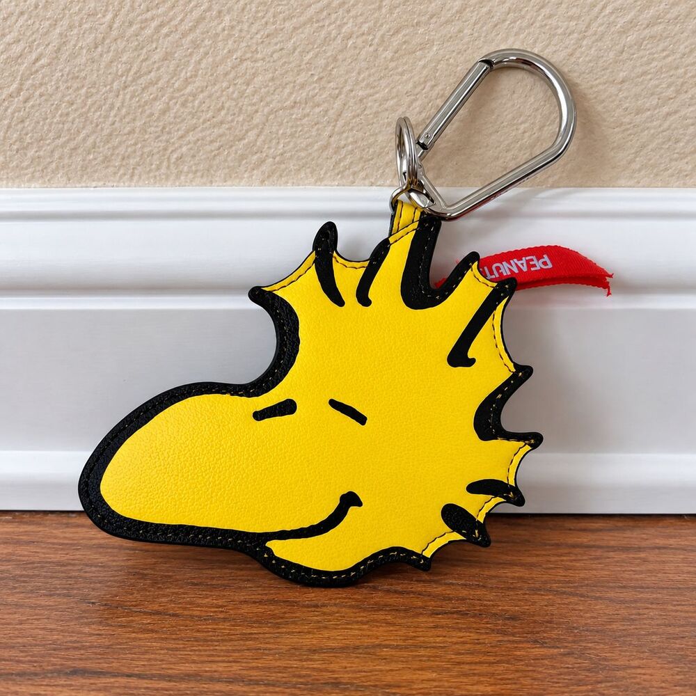 Vera Bradley Peanuts Woodstock Bag Keychain Money Coin Charm Purse Ski Slope